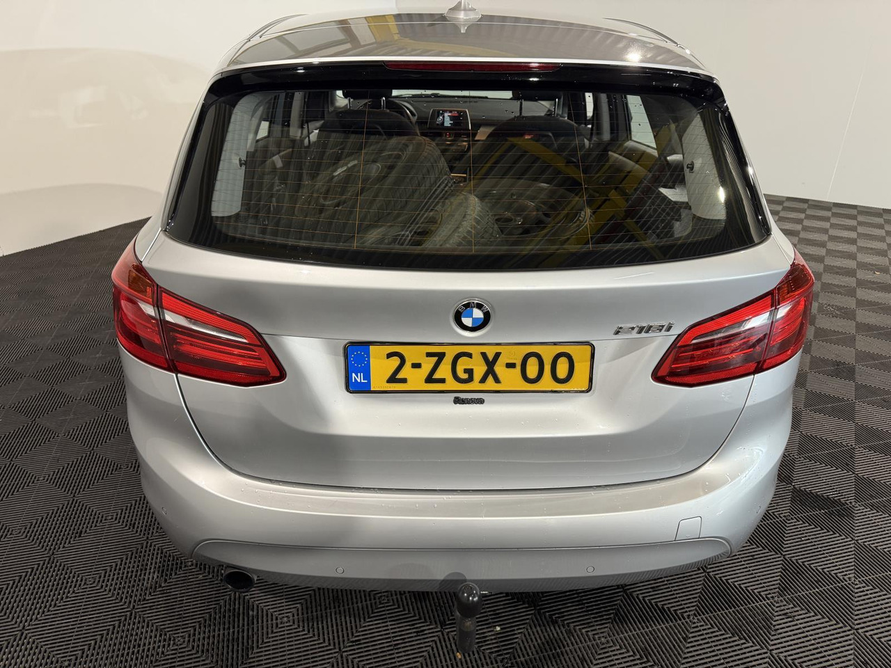 BMW 2-serie Active Tourer 218i Executive 2015 198.295 km 2-ZGX-00 - Automobil: obrázok 4 BMW 2-serie Active Tourer 218i Executive 2015 198.295 km 2-ZGX-00 - Automobil: obrázok 4