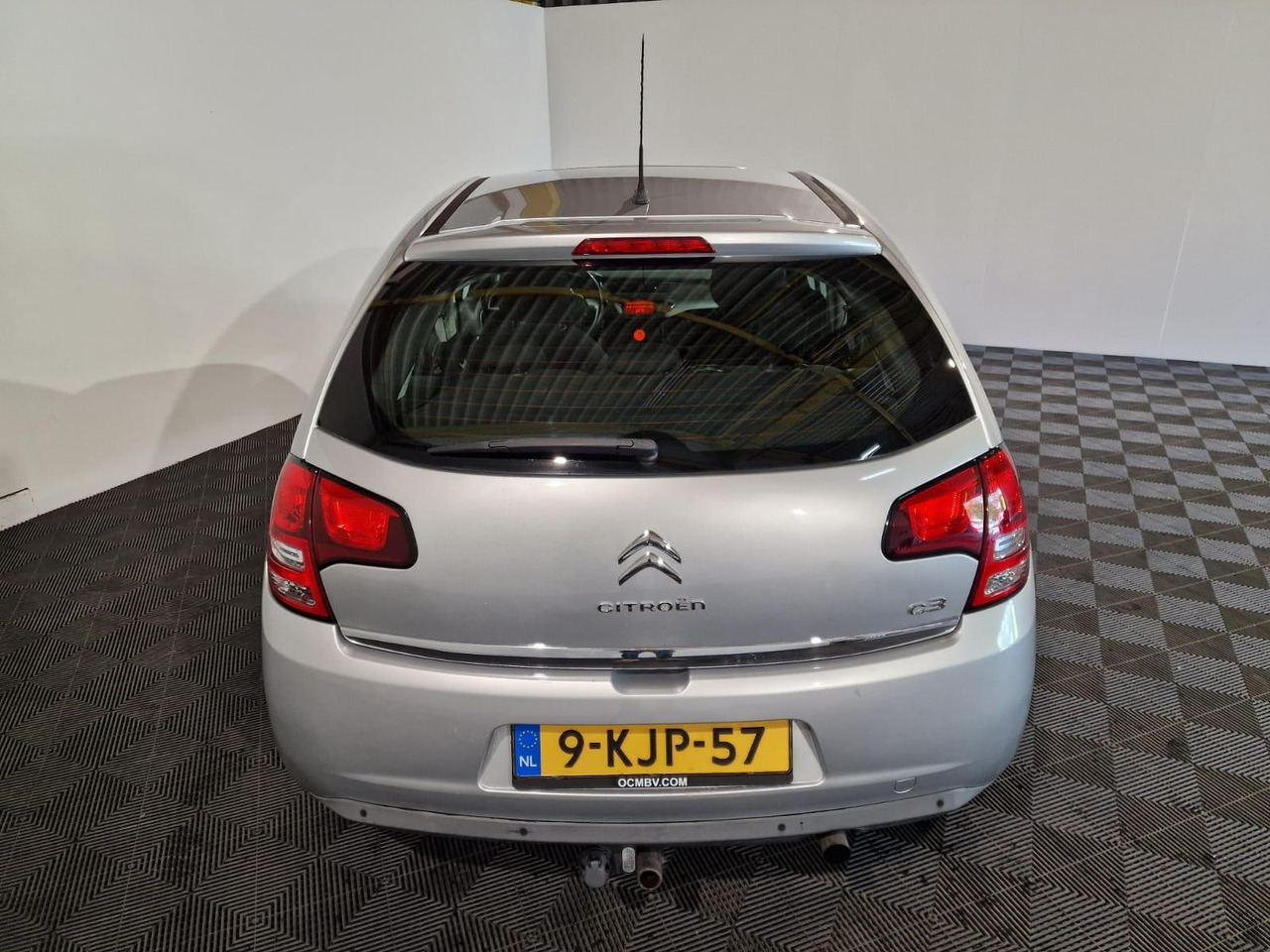 Citroen C3 1.6 Vti 2012 193.593 km 9-KJP-57 - Hatchback: obrázok 2 Citroen C3 1.6 Vti 2012 193.593 km 9-KJP-57 - Hatchback: obrázok 2