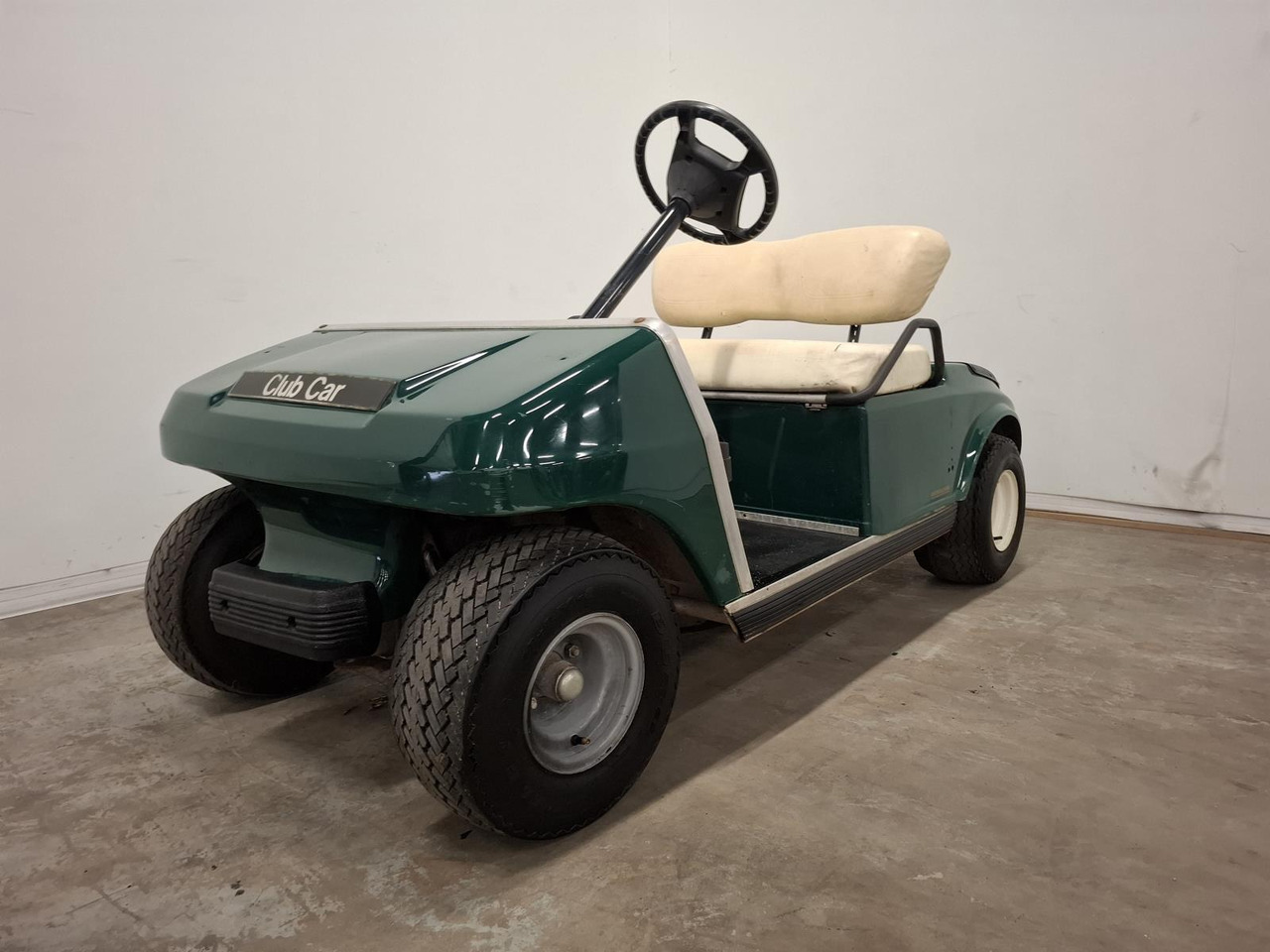 ClubCar DS 2 seater (1) A9747-622827 - Golfový vozík: obrázok 1 ClubCar DS 2 seater (1) A9747-622827 - Golfový vozík: obrázok 1