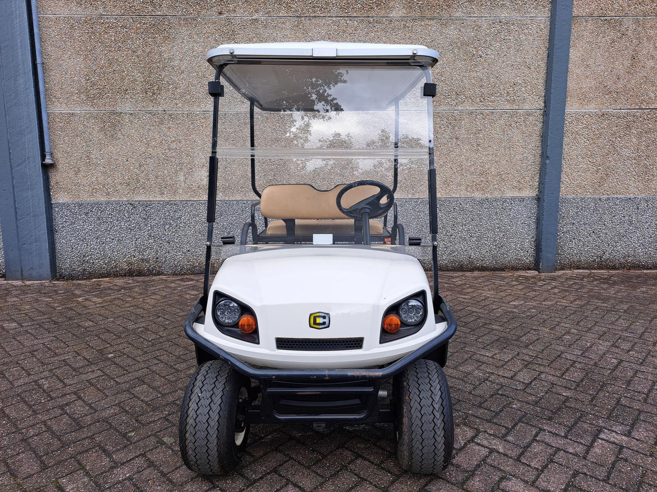 Cushman 2+2 Benzine Golfkar (3) - Golfový vozík: obrázok 2 Cushman 2+2 Benzine Golfkar (3) - Golfový vozík: obrázok 2
