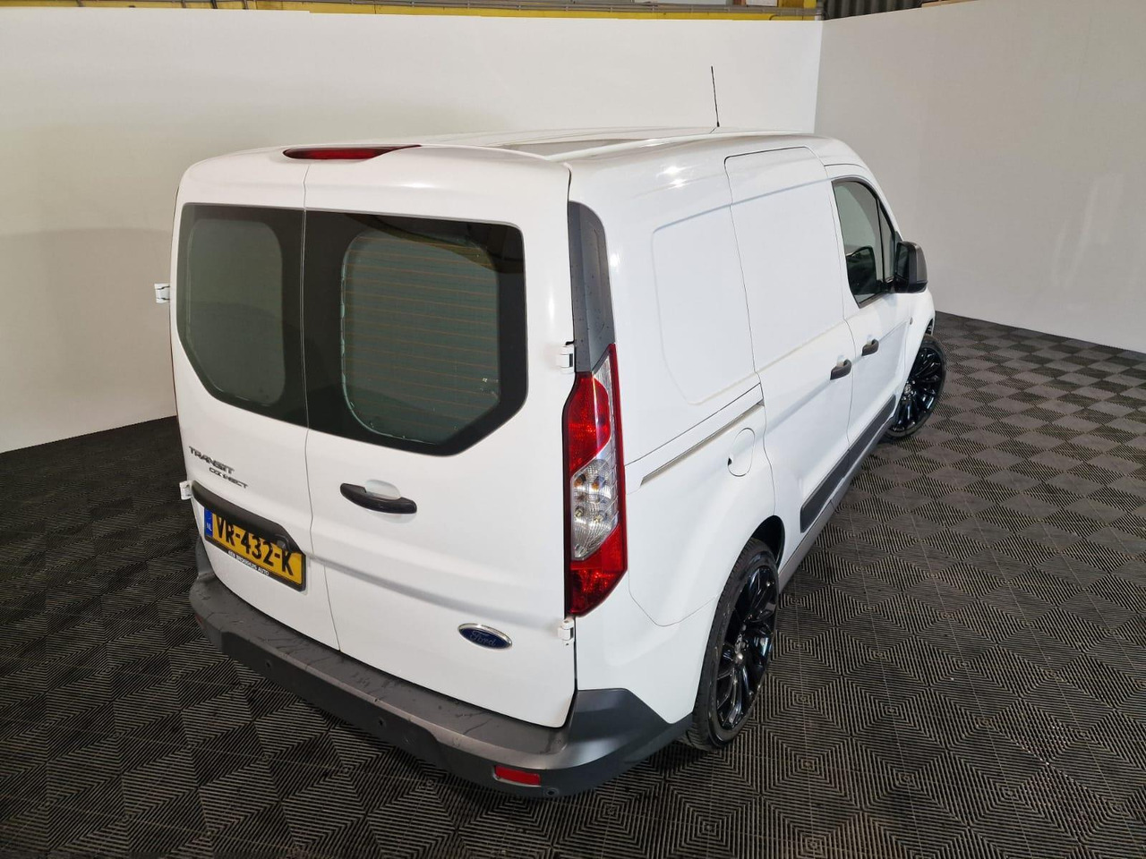 Ford Transit Connect 1.6 TDCI L1 Trend VR-432-K 127.791 km - Malá dodávka: obrázok 4 Ford Transit Connect 1.6 TDCI L1 Trend VR-432-K 127.791 km - Malá dodávka: obrázok 4