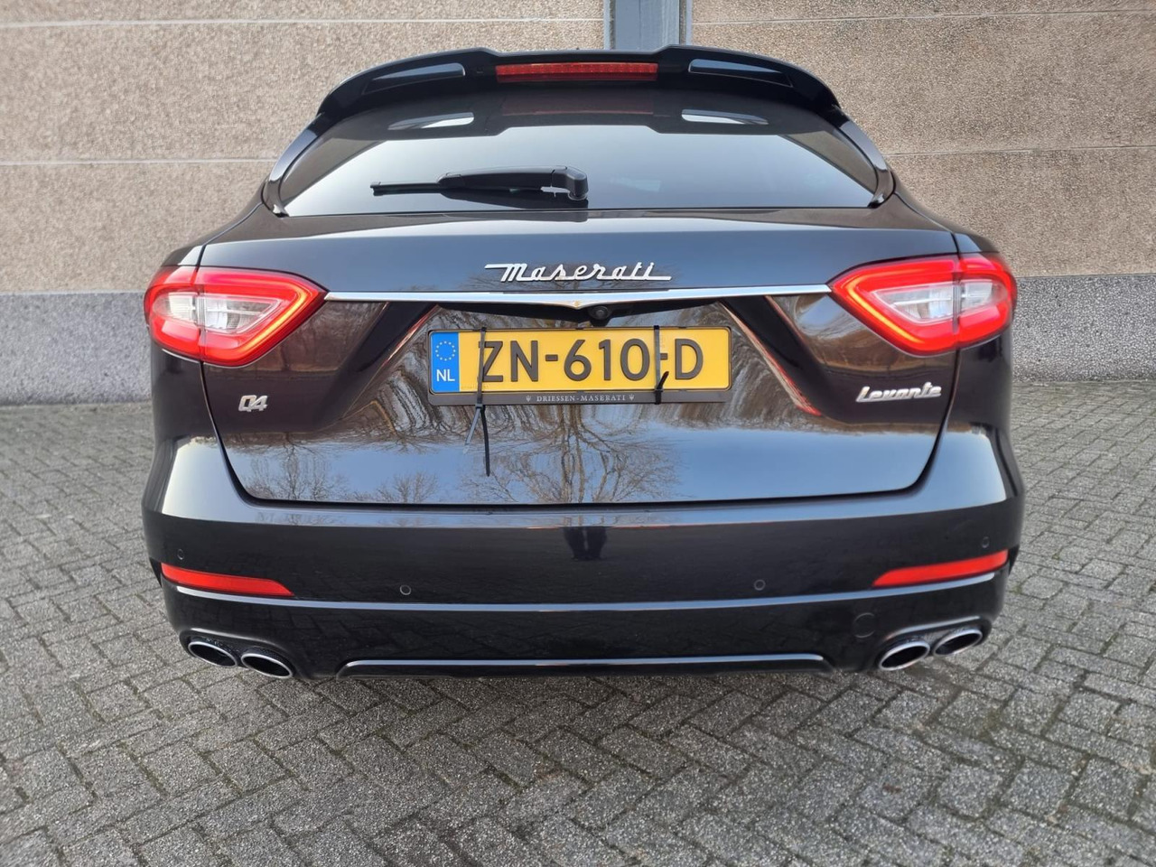 Maserati Levante Q4 3.0D V6 AWD 2017 193.519 km ZN-610-D - SUV: obrázok 2 Maserati Levante Q4 3.0D V6 AWD 2017 193.519 km ZN-610-D - SUV: obrázok 2
