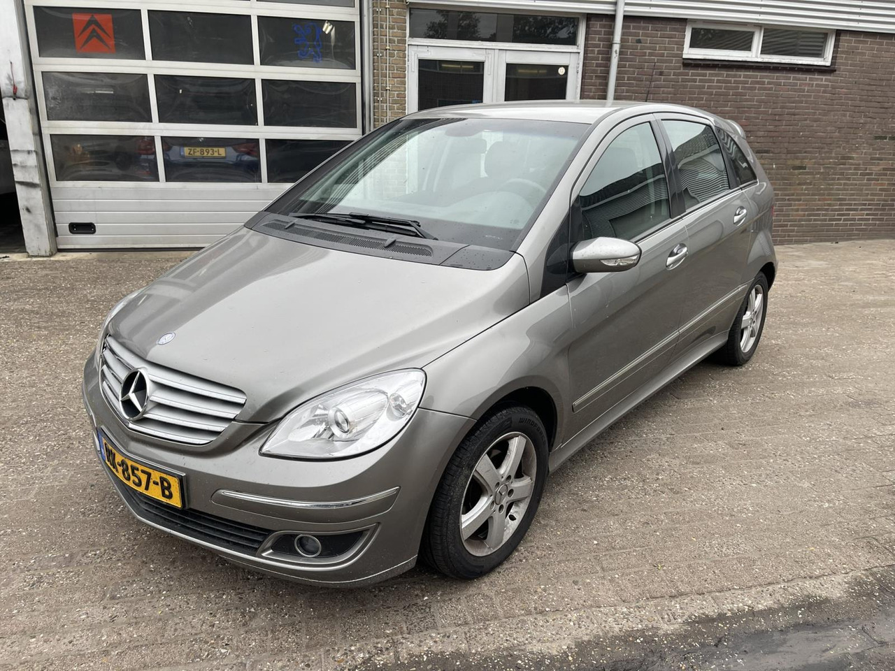 Mercedes-Benz B-Klasse 170 Business Class 2005 217.340 km RK-857-B - Automobil: obrázok 1 Mercedes-Benz B-Klasse 170 Business Class 2005 217.340 km RK-857-B - Automobil: obrázok 1