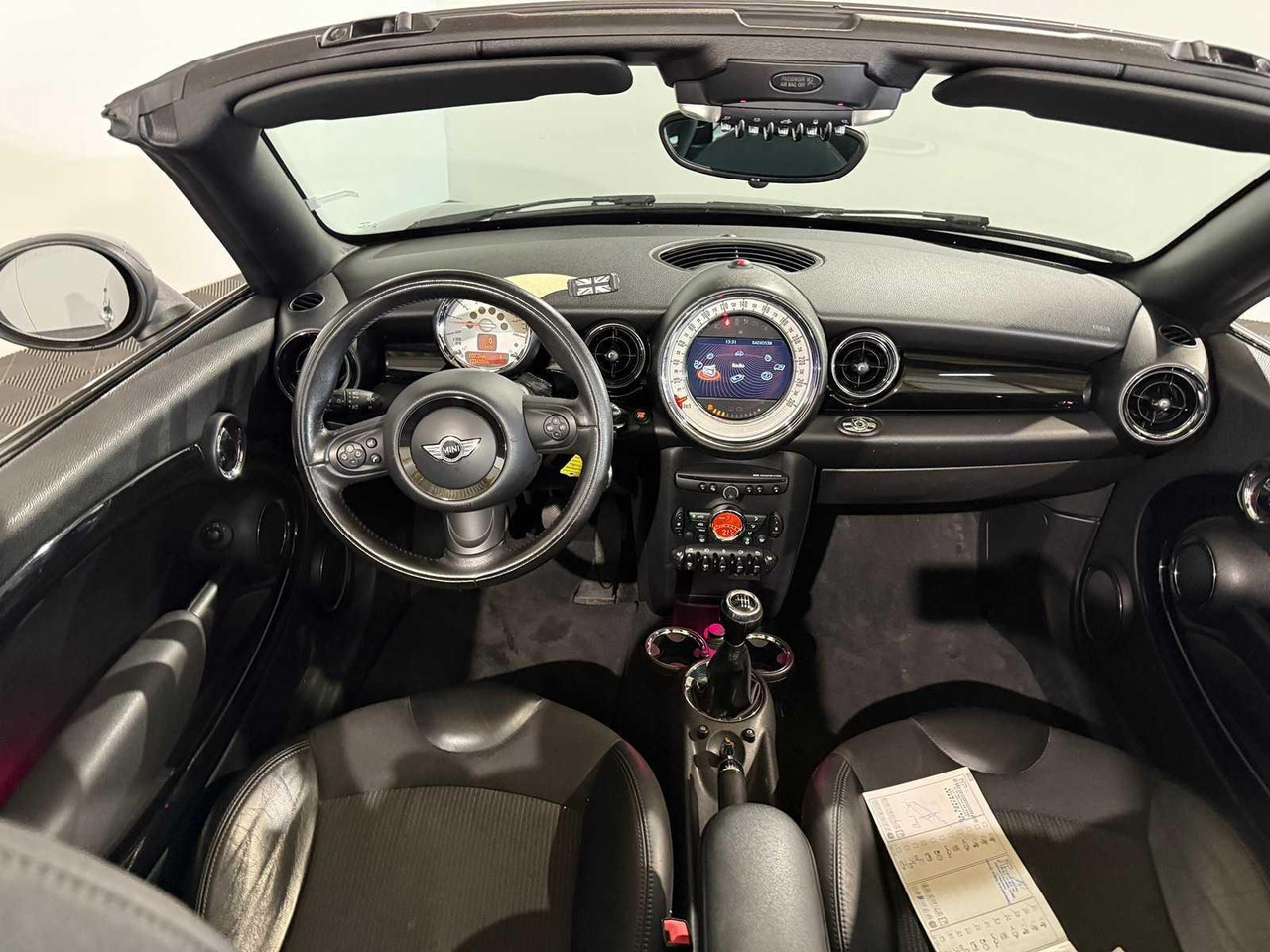 Mini Mini Roadster 1.6 Cooper 2012 123.482 km X-461-PR - Automobil: obrázok 5 Mini Mini Roadster 1.6 Cooper 2012 123.482 km X-461-PR - Automobil: obrázok 5