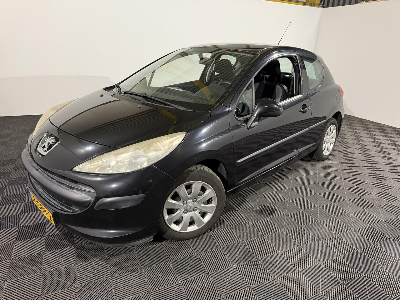 Peugeot | 207 | 1.4 VTi Cool 'n Blue | 2008 | 185.053 km | 58GBH2 | Logisch - Hatchback: obrázok 1 Peugeot | 207 | 1.4 VTi Cool 'n Blue | 2008 | 185.053 km | 58GBH2 | Logisch - Hatchback: obrázok 1