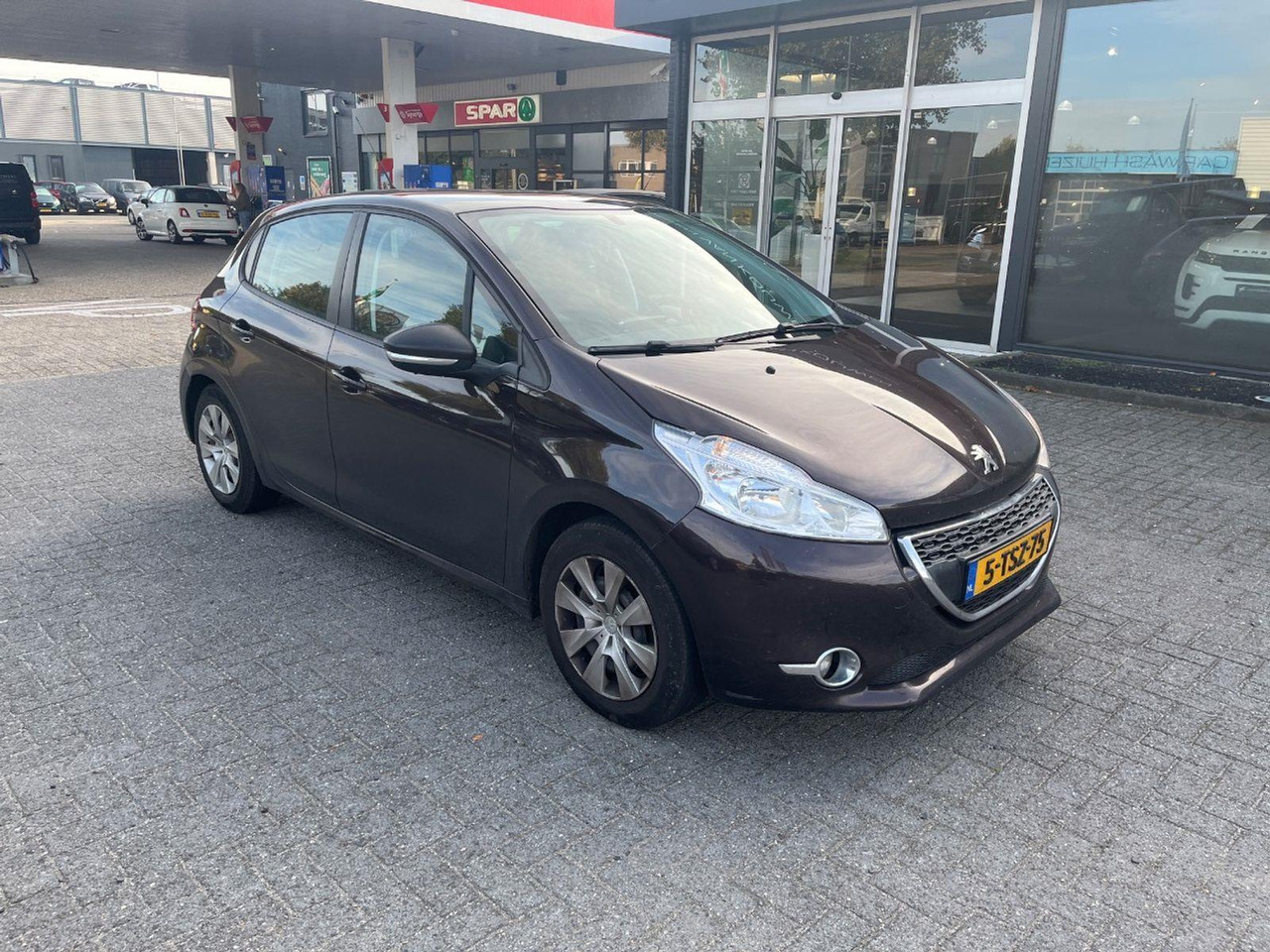 Peugeot 208 1.2 VTi Urban Soul LPG | 2013 | 299.279 km | 5TSZ75 | NAP: Geen oordeel - Hatchback: obrázok 2 Peugeot 208 1.2 VTi Urban Soul LPG | 2013 | 299.279 km | 5TSZ75 | NAP: Geen oordeel - Hatchback: obrázok 2