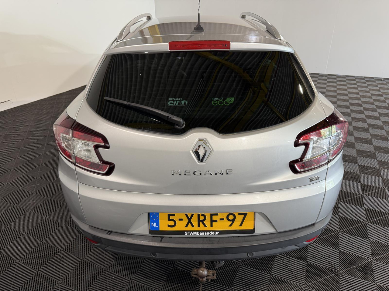 Renault Mégane Estate 1.2 TCe Bose 2014 5-XRF-97 185.127 km - Automobil: obrázok 2 Renault Mégane Estate 1.2 TCe Bose 2014 5-XRF-97 185.127 km - Automobil: obrázok 2