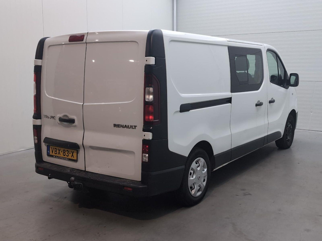 Renault Trafic 1.6 dCi T29 L2H1 DC Comfort Energy | 2018 | 238.233 km | VBX83X | NAP: Geen oordeel - Dodávkа s dvojitou kabínou: obrázok 4 Renault Trafic 1.6 dCi T29 L2H1 DC Comfort Energy | 2018 | 238.233 km | VBX83X | NAP: Geen oordeel - Dodávkа s dvojitou kabínou: obrázok 4