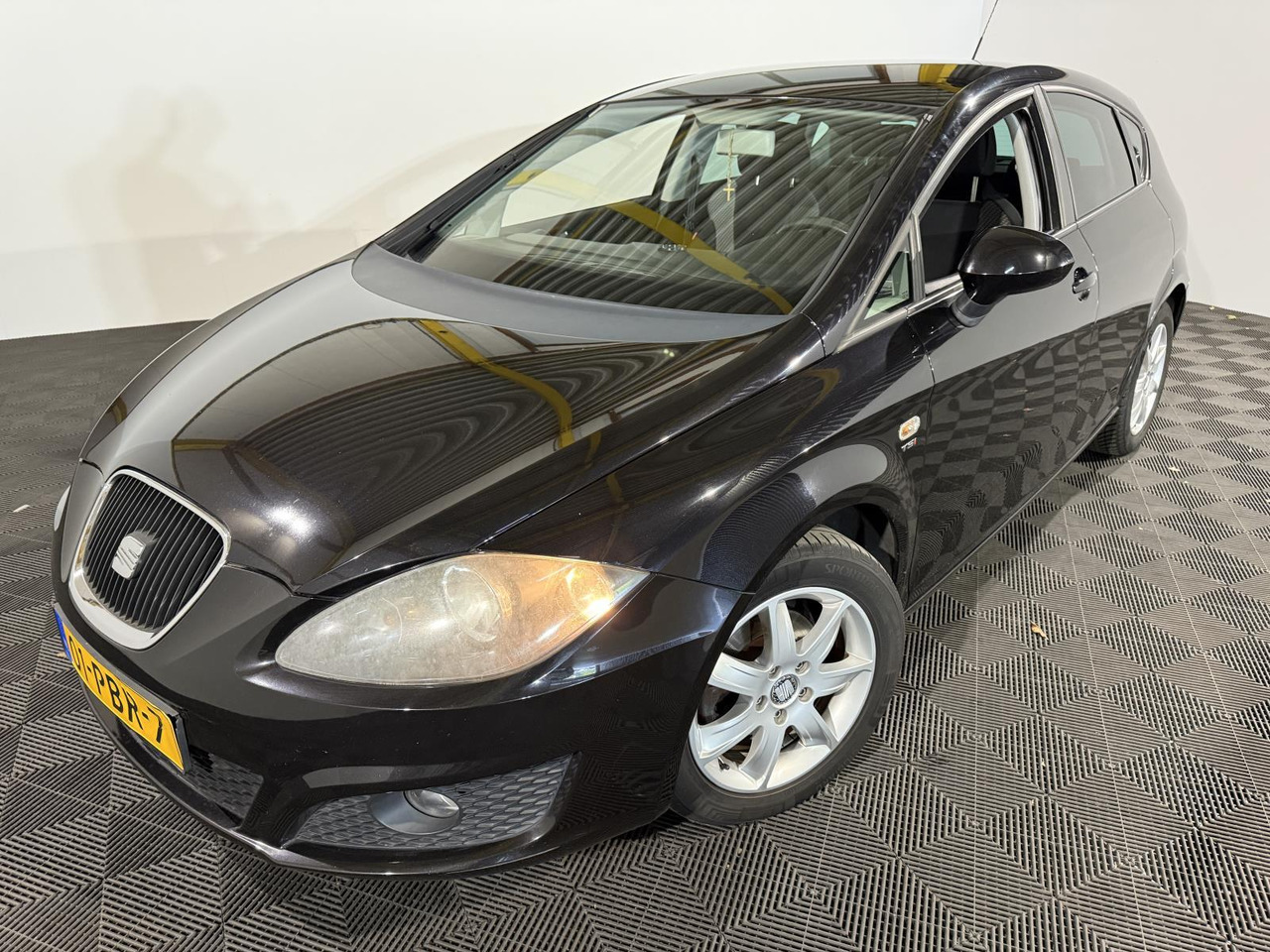 SEAT | Leon | 1.2 TSI Good Stuff | 2011 | 180.589 km | 01PBR7 | Logisch - Hatchback: obrázok 1 SEAT | Leon | 1.2 TSI Good Stuff | 2011 | 180.589 km | 01PBR7 | Logisch - Hatchback: obrázok 1