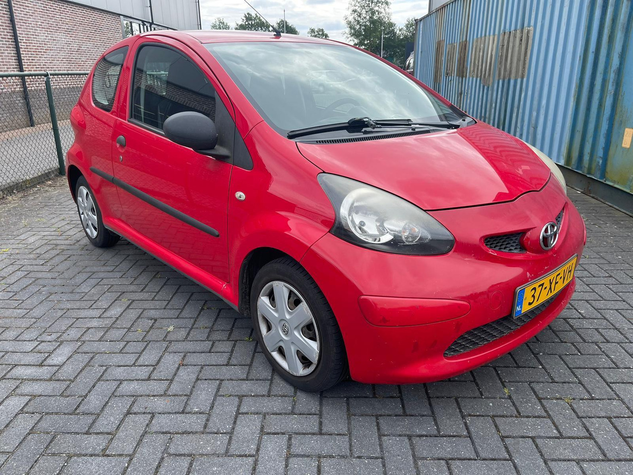 Toyota Aygo 1.0 12V 2007 247.975 km 37-XF-VH - Hatchback: obrázok 5 Toyota Aygo 1.0 12V 2007 247.975 km 37-XF-VH - Hatchback: obrázok 5