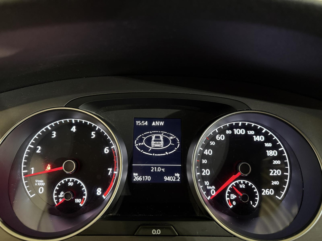 Volkswagen Golf 1.2 TSI Trend Edition 2015 GD-645-J 266.170 km - Hatchback: obrázok 2 Volkswagen Golf 1.2 TSI Trend Edition 2015 GD-645-J 266.170 km - Hatchback: obrázok 2