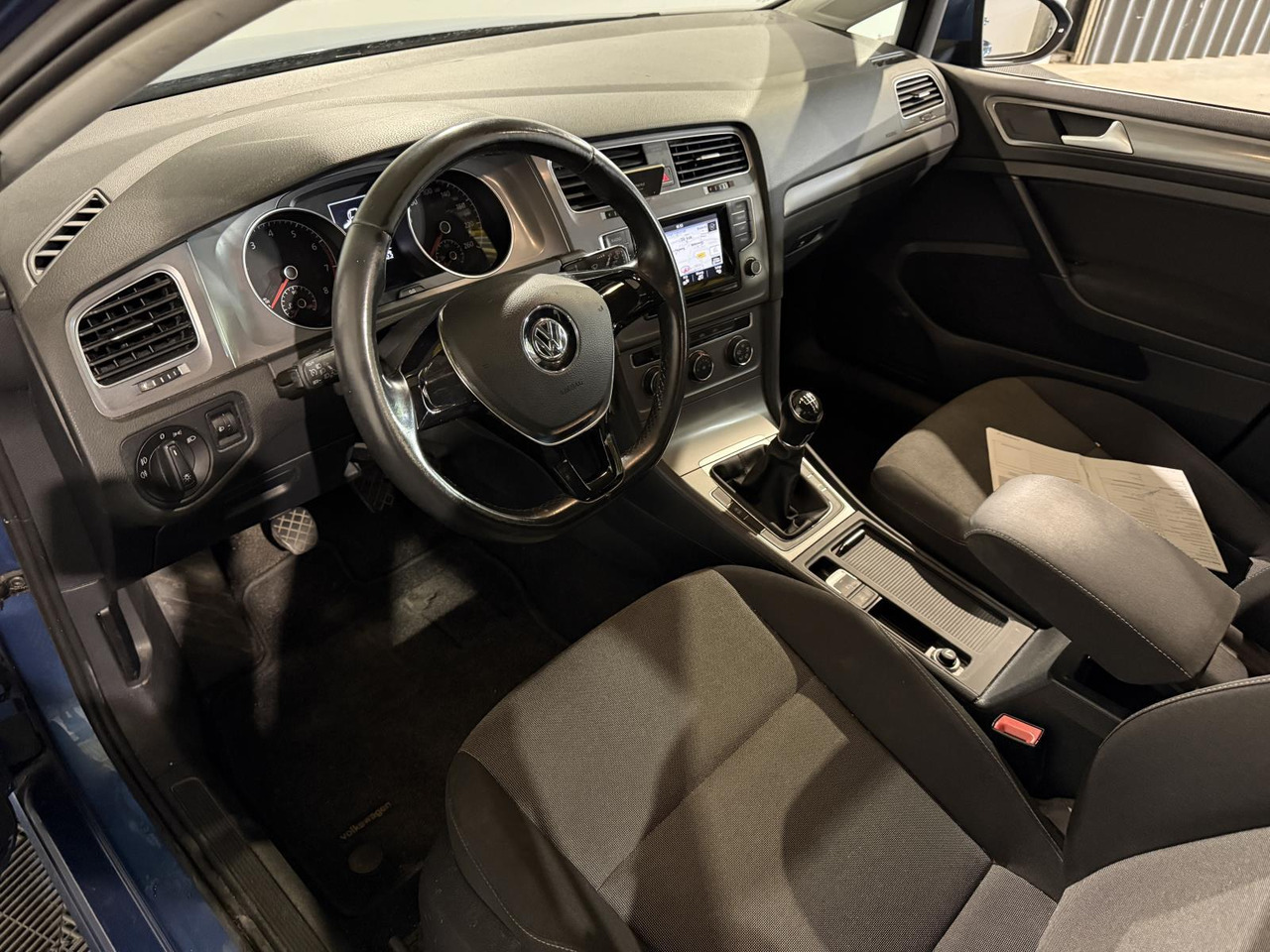 Volkswagen Golf 1.2 TSI Trend Edition 2015 GD-645-J 266.170 km - Hatchback: obrázok 3 Volkswagen Golf 1.2 TSI Trend Edition 2015 GD-645-J 266.170 km - Hatchback: obrázok 3
