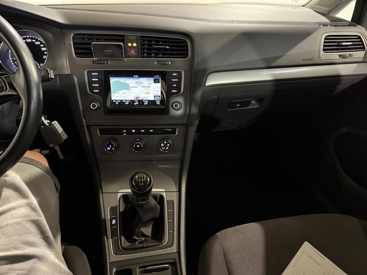 Volkswagen Golf 1.2 TSI Trend Edition 2015 GD-645-J 266.170 km - Hatchback: obrázok 5 Volkswagen Golf 1.2 TSI Trend Edition 2015 GD-645-J 266.170 km - Hatchback: obrázok 5