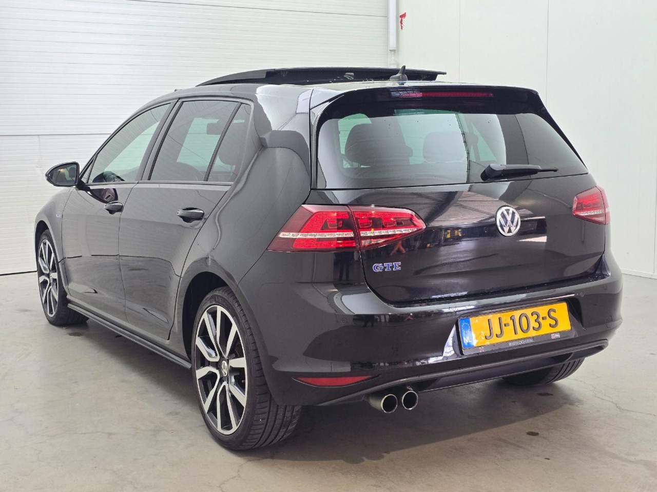 Volkswagen Golf 1.4 TSI GTE | 2015 | 187.781 km | Automaat | JJ103S | NAP: Geen oordeel - Hatchback: obrázok 3 Volkswagen Golf 1.4 TSI GTE | 2015 | 187.781 km | Automaat | JJ103S | NAP: Geen oordeel - Hatchback: obrázok 3