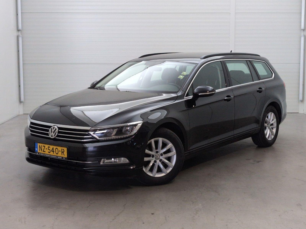 Volkswagen Passat Variant 1.4 TSI Comfortline | 2017 | 166.068 km | NZ540R | NAP: Logisch - Automobil: obrázok 1 Volkswagen Passat Variant 1.4 TSI Comfortline | 2017 | 166.068 km | NZ540R | NAP: Logisch - Automobil: obrázok 1