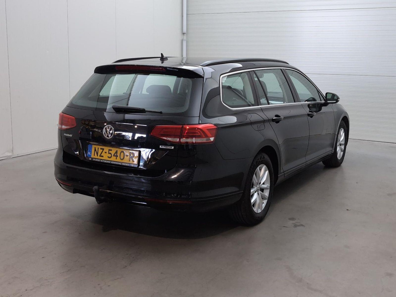 Volkswagen Passat Variant 1.4 TSI Comfortline | 2017 | 166.068 km | NZ540R | NAP: Logisch - Automobil: obrázok 4 Volkswagen Passat Variant 1.4 TSI Comfortline | 2017 | 166.068 km | NZ540R | NAP: Logisch - Automobil: obrázok 4