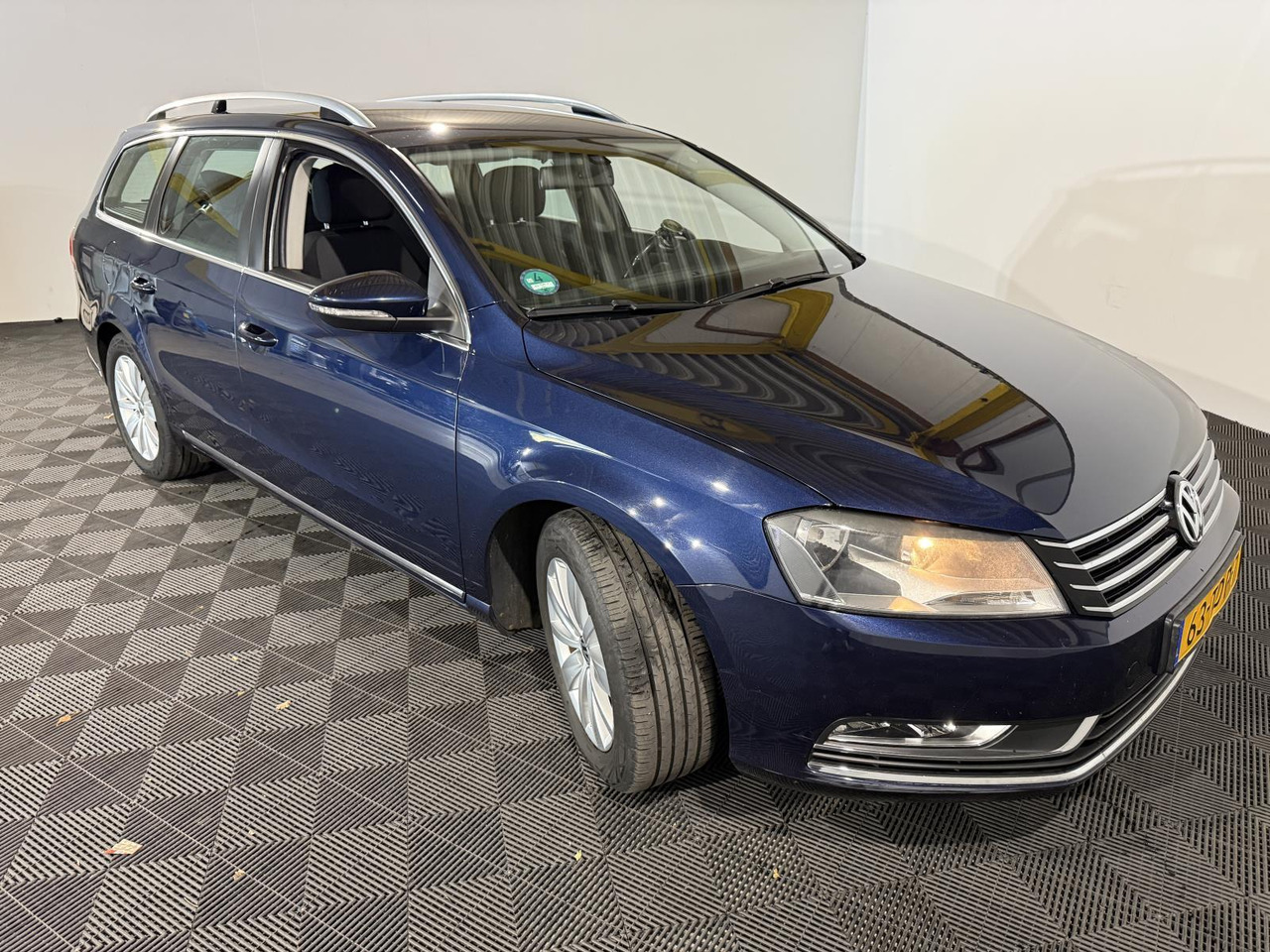Volkswagen | Passat Variant | 1.4 TSI Comfortline BlueMotion | 2012 | 223.524 km | 63TDP7 | Logisch - Automobil: obrázok 5 Volkswagen | Passat Variant | 1.4 TSI Comfortline BlueMotion | 2012 | 223.524 km | 63TDP7 | Logisch - Automobil: obrázok 5