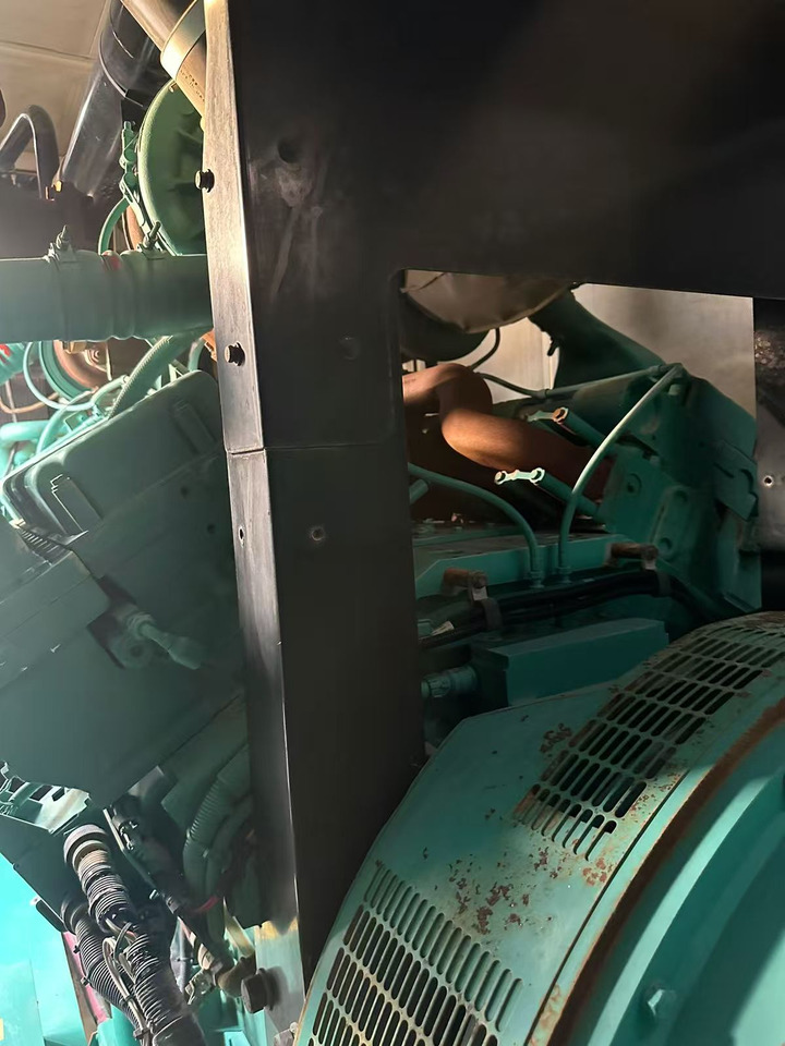 CUMMINS QSK60-G4 - Elektrický generátor: obrázok 2 CUMMINS QSK60-G4 - Elektrický generátor: obrázok 2