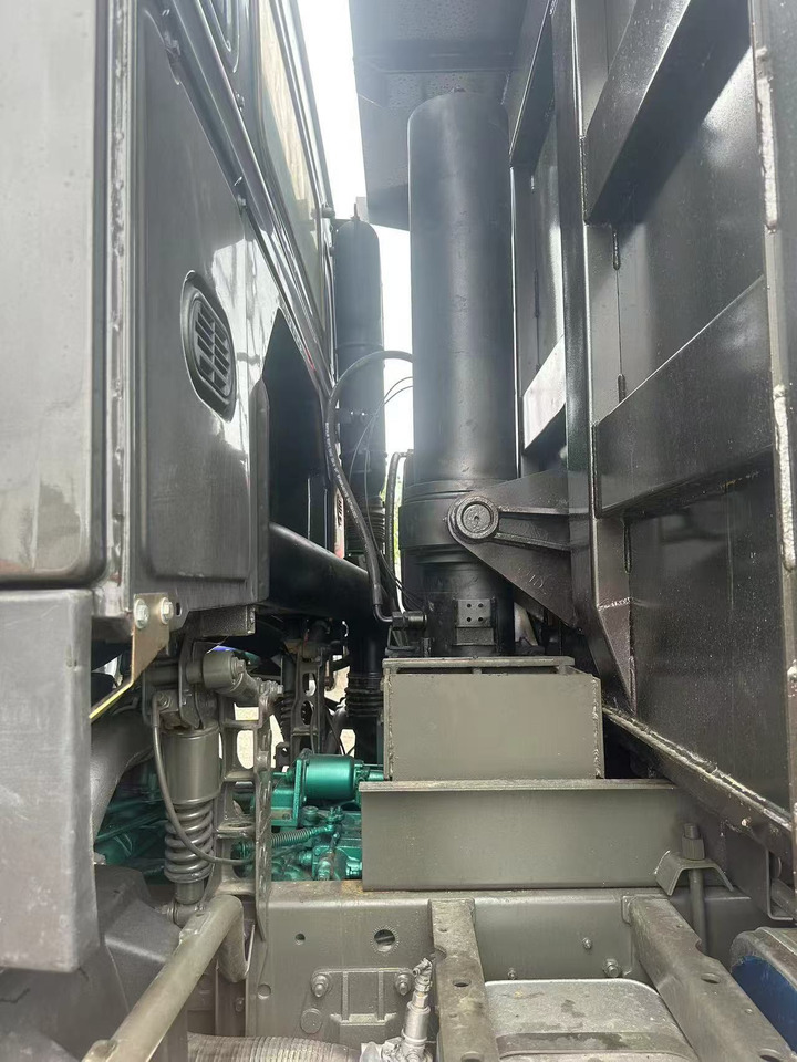 HOWO 371 - Sklápač: obrázok 3 HOWO 371 - Sklápač: obrázok 3