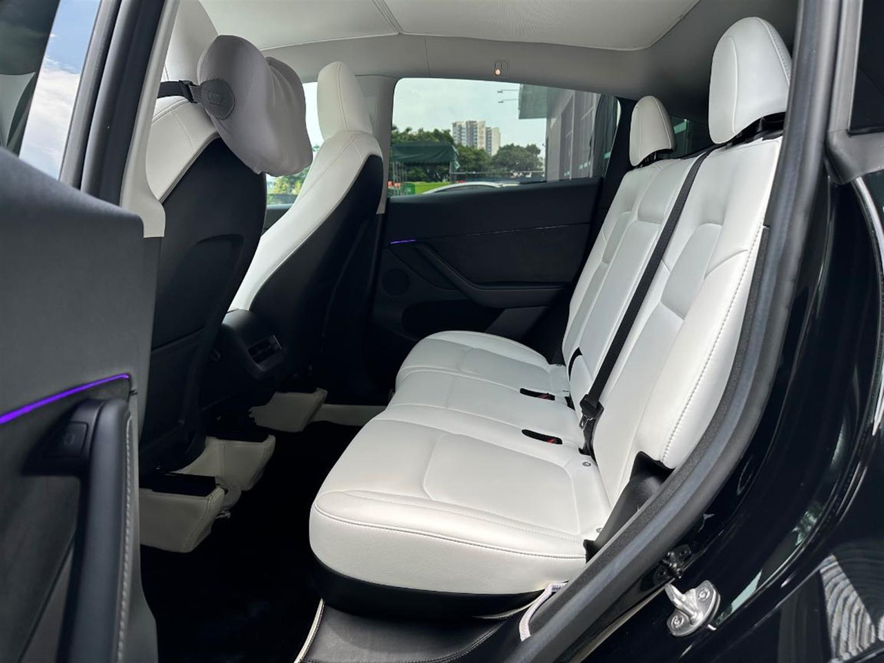 TESLA MODEL Y - Automobil: obrázok 3 TESLA MODEL Y - Automobil: obrázok 3