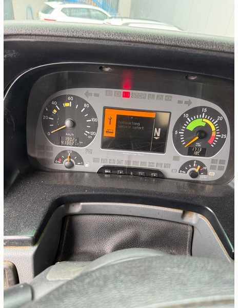 Mercedes-Benz Actros 4141 - Domiešavač: obrázok 4 Mercedes-Benz Actros 4141 - Domiešavač: obrázok 4