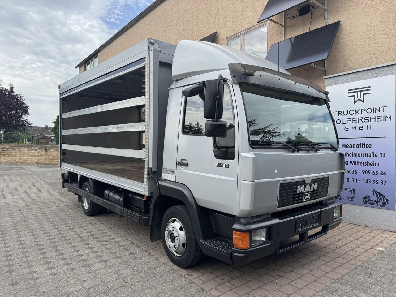MAN 8. 163 /L2000/LBW-2T./2xAHK - Plachtová dodávka: obrázok 2 MAN 8. 163 /L2000/LBW-2T./2xAHK - Plachtová dodávka: obrázok 2