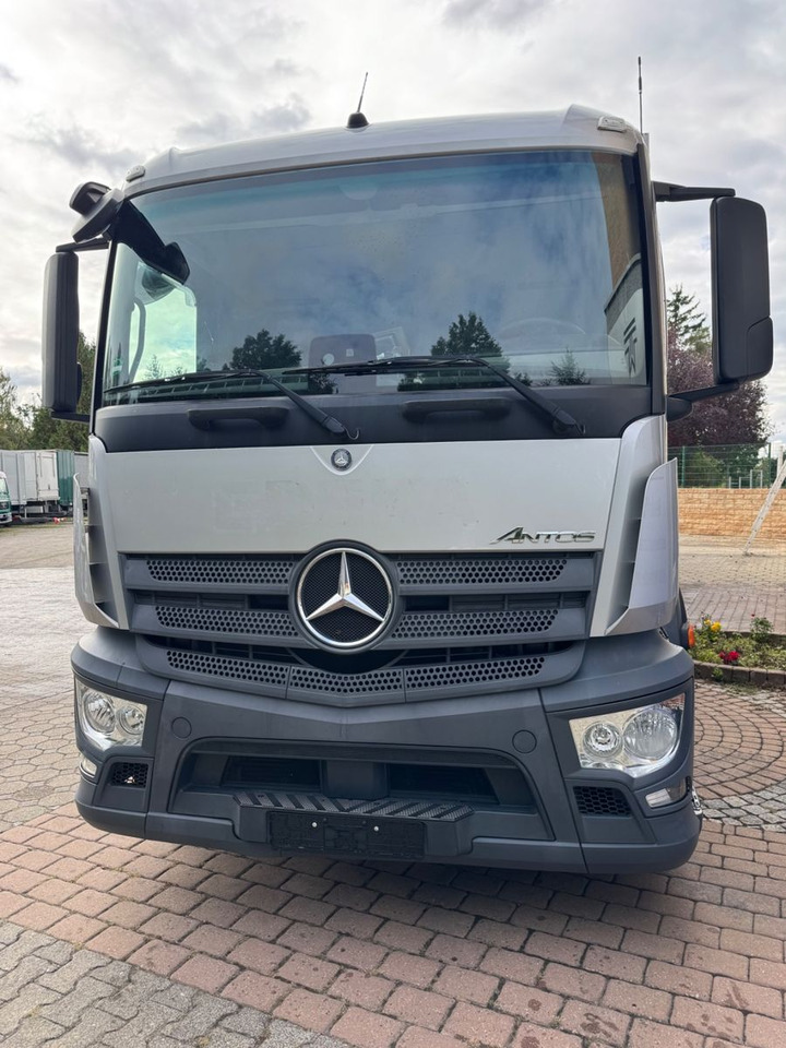 Mercedes-Benz Antos 2540/2xLBW/Kühlung-Defekt/5instock - Chladirenské nákladné vozidlo: obrázok 5 Mercedes-Benz Antos 2540/2xLBW/Kühlung-Defekt/5instock - Chladirenské nákladné vozidlo: obrázok 5
