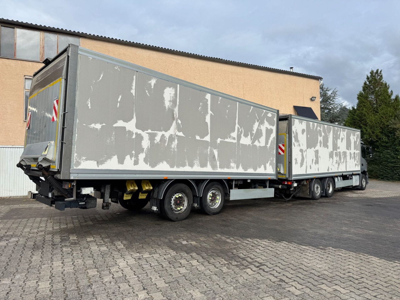 Mercedes-Benz Antos 2540/2xLBW/Kühlung-Defekt/5instock - Chladirenské nákladné vozidlo: obrázok 3 Mercedes-Benz Antos 2540/2xLBW/Kühlung-Defekt/5instock - Chladirenské nákladné vozidlo: obrázok 3