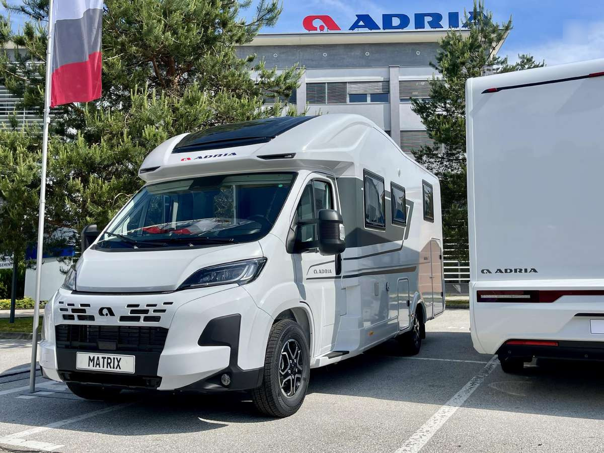 ADRIA Matrix 650 SL - Polointegrované obytné auto: obrázok 2 ADRIA Matrix 650 SL - Polointegrované obytné auto: obrázok 2