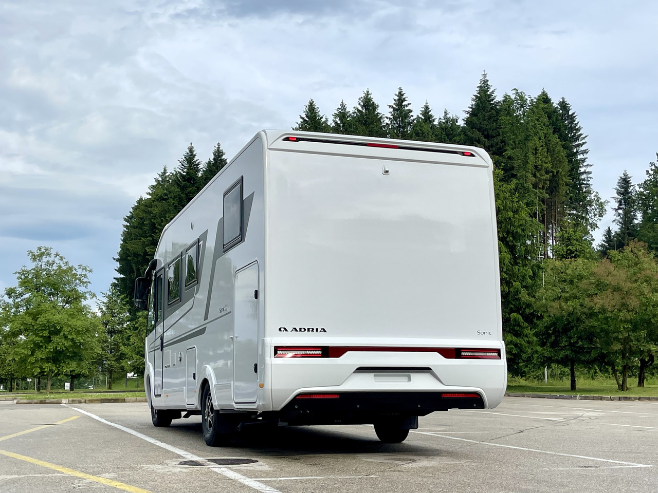 ADRIA Sonic 700DC - Integrované obytné auto: obrázok 2 ADRIA Sonic 700DC - Integrované obytné auto: obrázok 2