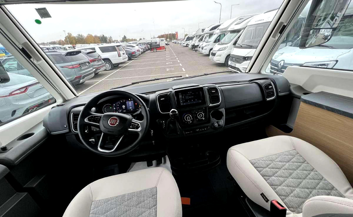 ADRIA Sonic 700DC - Integrované obytné auto: obrázok 4 ADRIA Sonic 700DC - Integrované obytné auto: obrázok 4