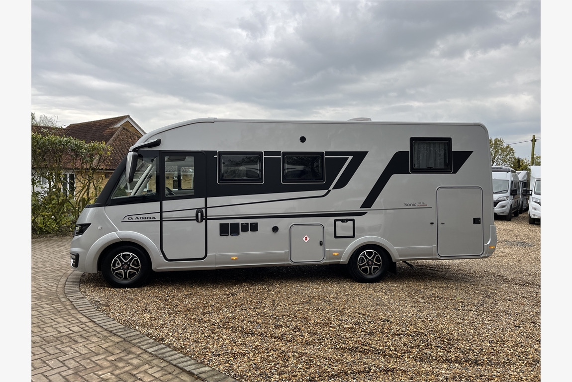 ADRIA Sonis Supreme - Integrované obytné auto: obrázok 1 ADRIA Sonis Supreme - Integrované obytné auto: obrázok 1