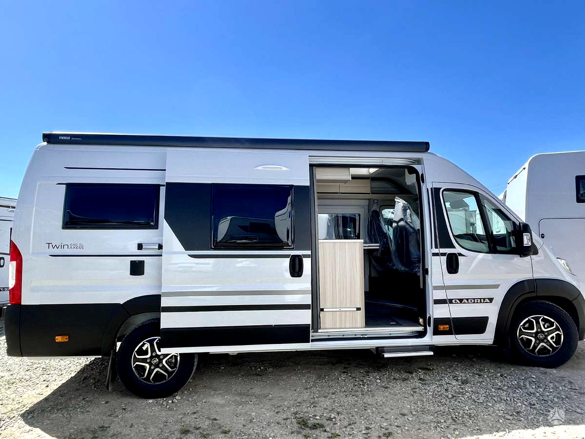 ADRIA Twin 640 SL - Obytný van: obrázok 2 ADRIA Twin 640 SL - Obytný van: obrázok 2