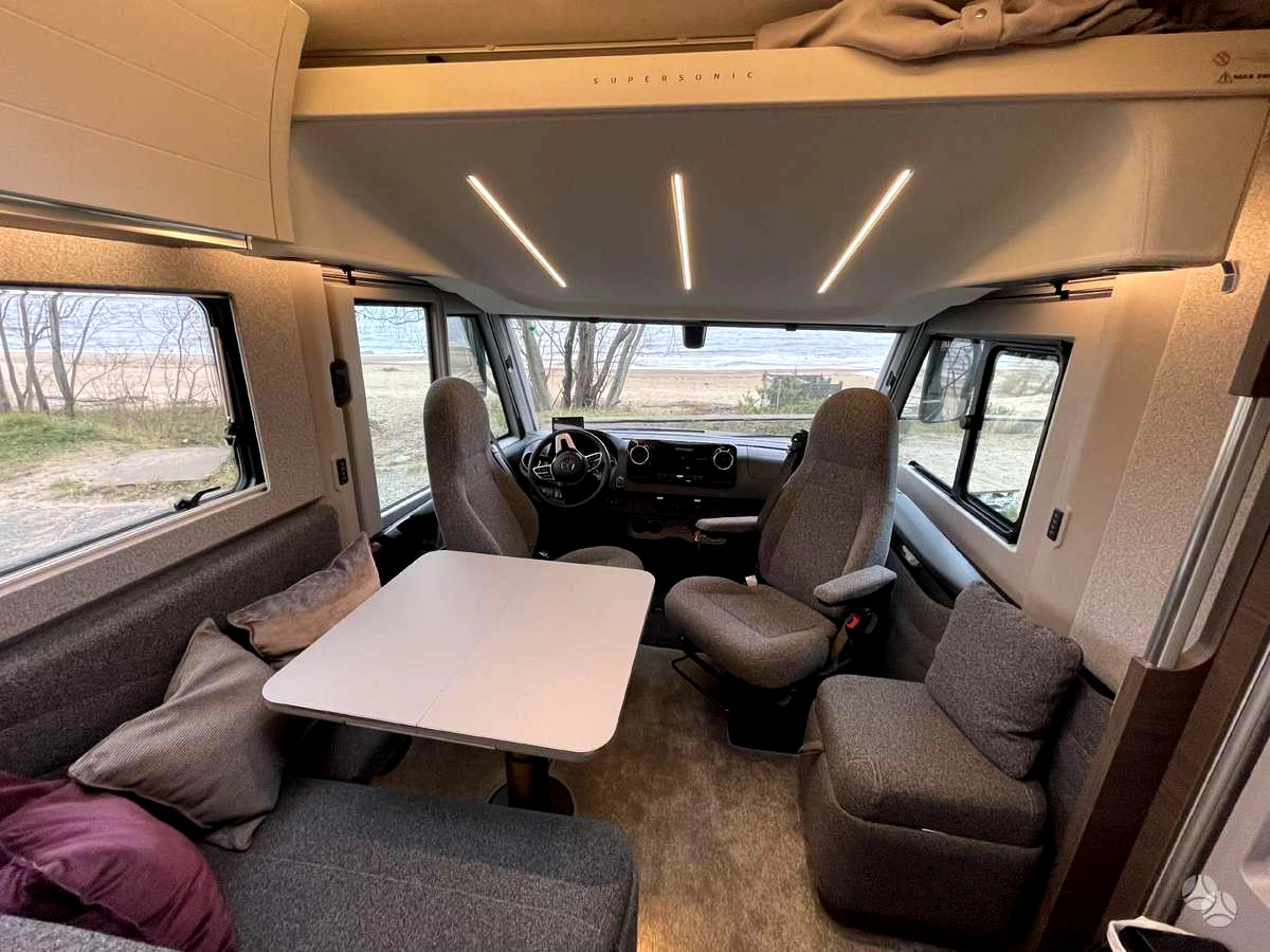 Adria Super Sonic 780 SL - Integrované obytné auto: obrázok 3 Adria Super Sonic 780 SL - Integrované obytné auto: obrázok 3