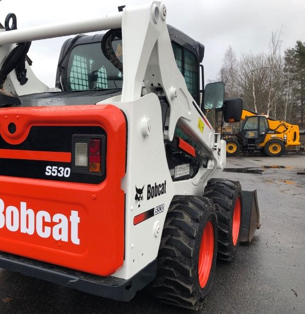 Bobcat S530 - Šmykom riadený nakladač: obrázok 1 Bobcat S530 - Šmykom riadený nakladač: obrázok 1