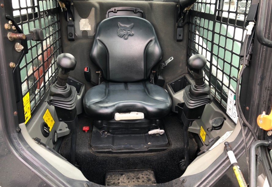 Bobcat S530 - Šmykom riadený nakladač: obrázok 3 Bobcat S530 - Šmykom riadený nakladač: obrázok 3
