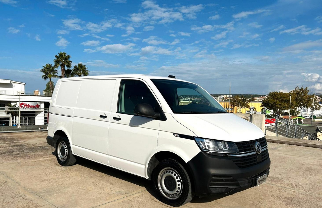Volkswagen Transporter 2.0 TDi 150 cv - Furgon: obrázok 3 Volkswagen Transporter 2.0 TDi 150 cv - Furgon: obrázok 3