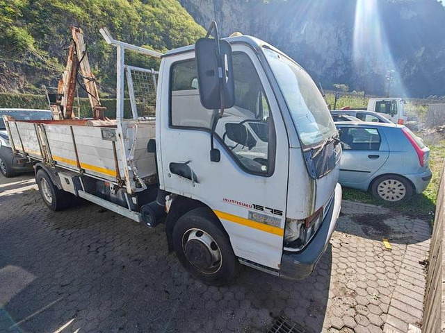 Isuzu 15.75 - Dodávka sklápač: obrázok 2 Isuzu 15.75 - Dodávka sklápač: obrázok 2