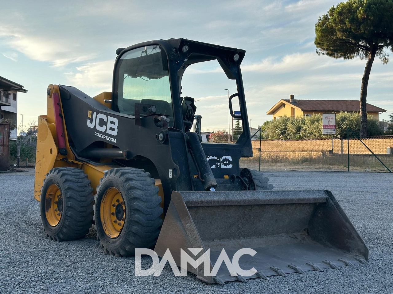 JCB 225 - Šmykom riadený nakladač: obrázok 3 JCB 225 - Šmykom riadený nakladač: obrázok 3
