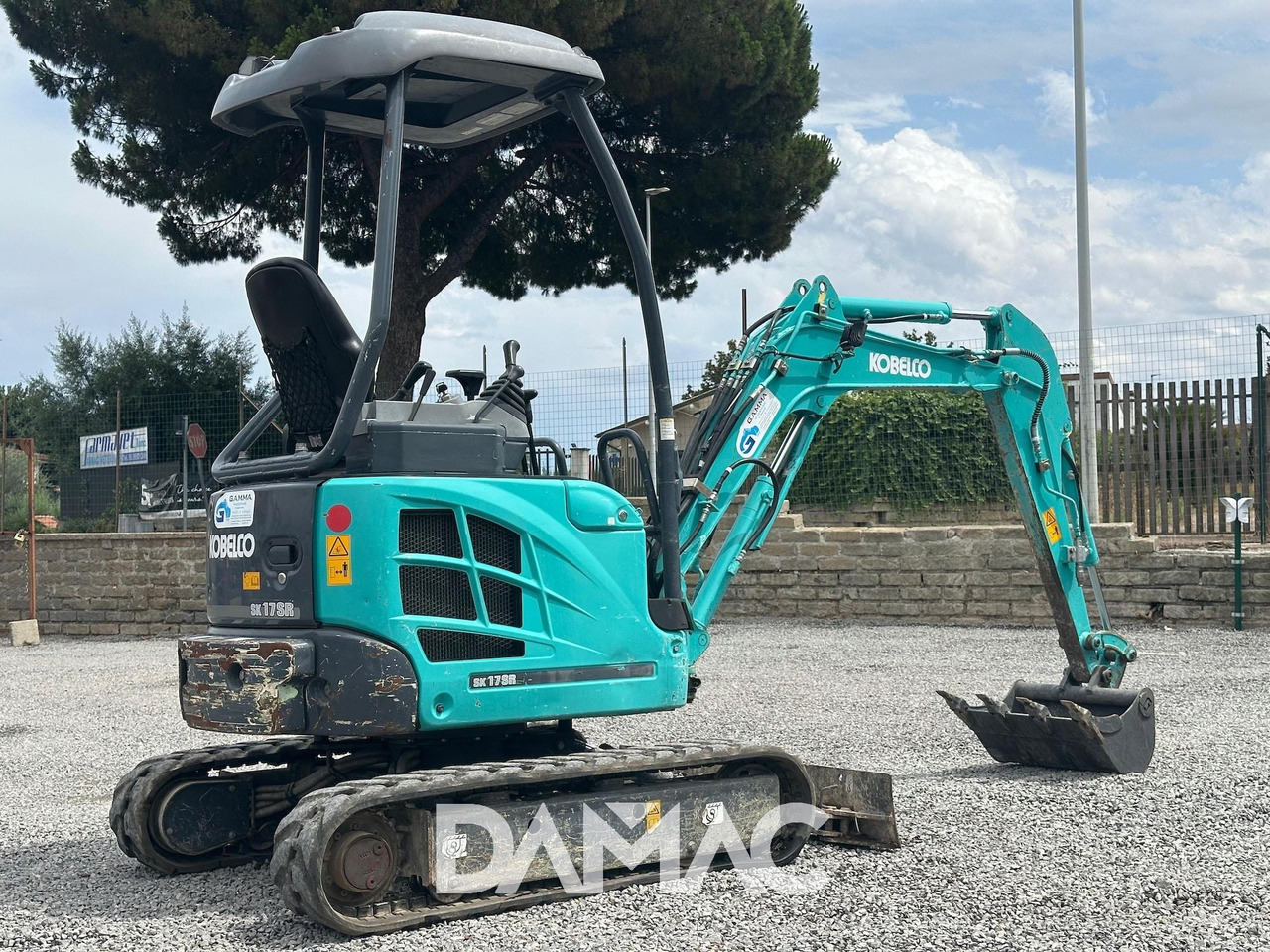 KOBELCO SK17SR-3E - Mini rýpadlo: obrázok 2 KOBELCO SK17SR-3E - Mini rýpadlo: obrázok 2