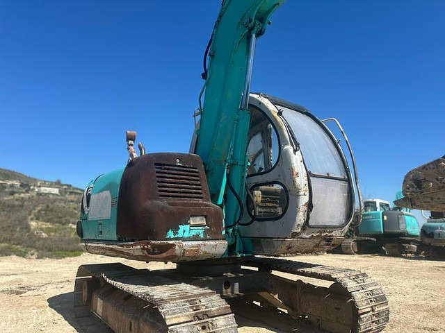 Kobelco SK60 - Rýpadlo: obrázok 5 Kobelco SK60 - Rýpadlo: obrázok 5