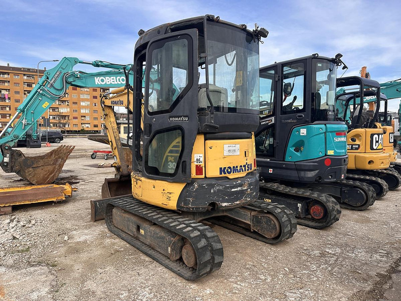 Komatsu PC30 - Mini rýpadlo: obrázok 2 Komatsu PC30 - Mini rýpadlo: obrázok 2