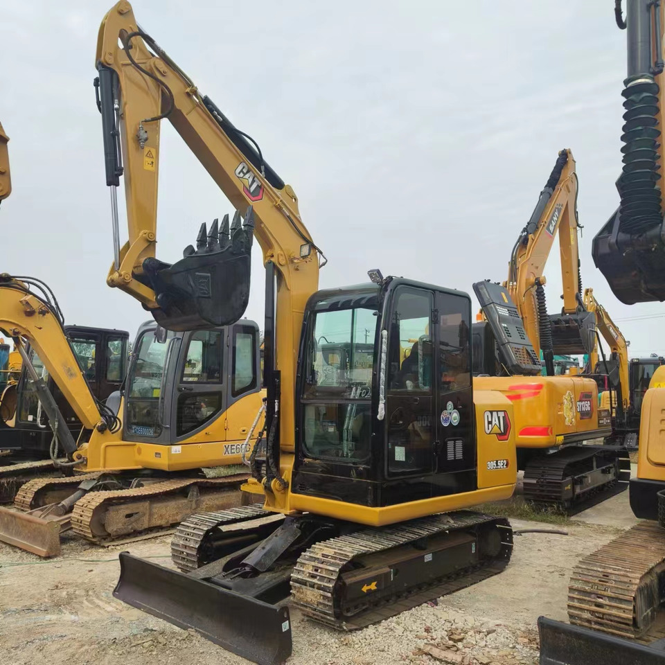 CATERPILLAR 305.5E2 - Pásové rýpadlo: obrázok 1 CATERPILLAR 305.5E2 - Pásové rýpadlo: obrázok 1