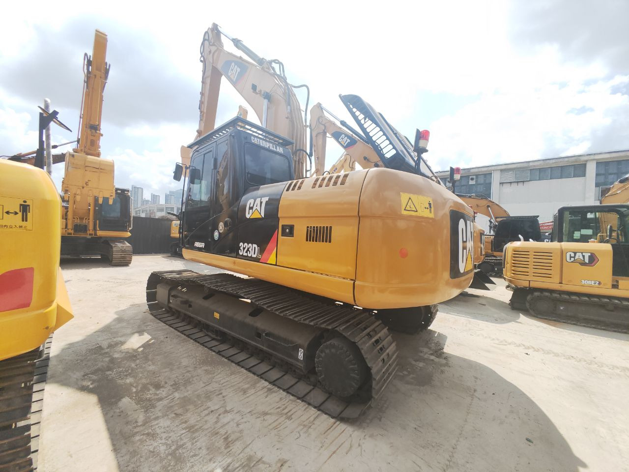 CATERPILLAR 323D - Pásové rýpadlo: obrázok 5 CATERPILLAR 323D - Pásové rýpadlo: obrázok 5