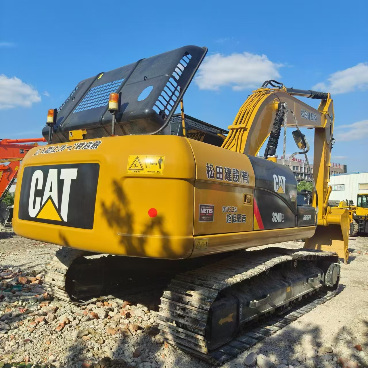 CATERPILLAR 324D - Pásové rýpadlo: obrázok 2 CATERPILLAR 324D - Pásové rýpadlo: obrázok 2