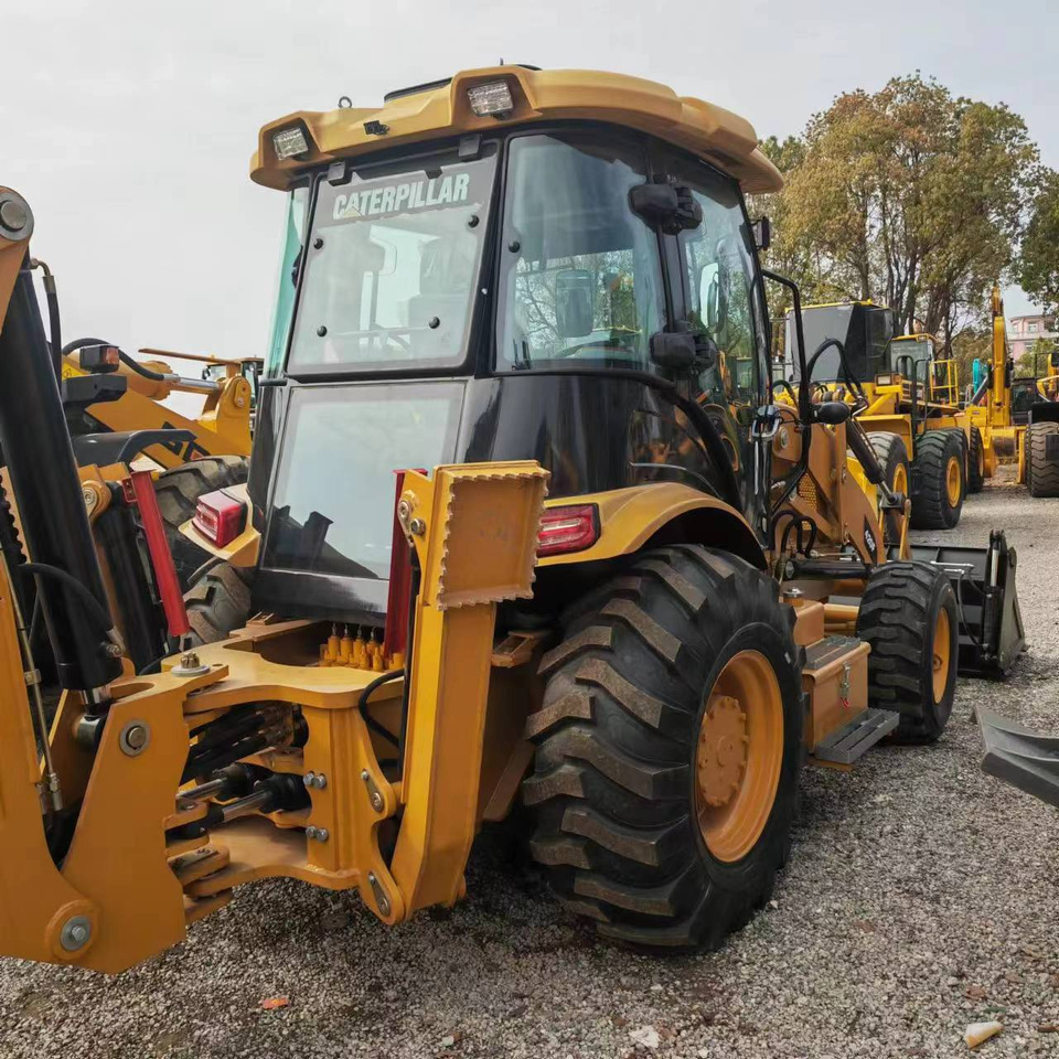 CATERPILLAR 420F - Rýpadlo-nakladač: obrázok 5 CATERPILLAR 420F - Rýpadlo-nakladač: obrázok 5