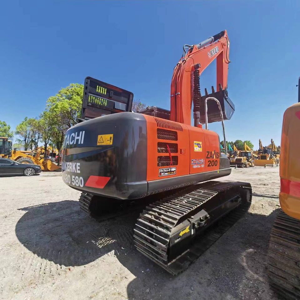 Pásové rýpadlo HITACHI ZX200: obrázok 6 Pásové rýpadlo HITACHI ZX200: obrázok 6