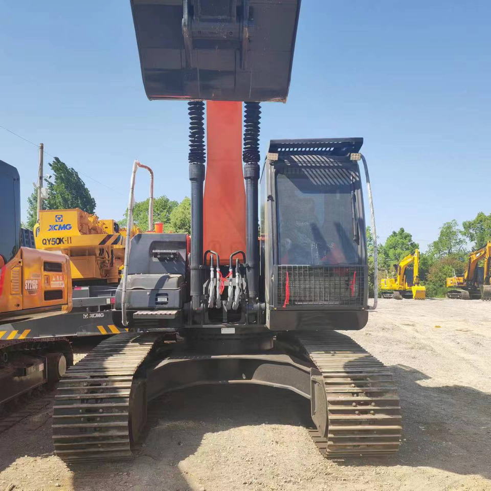 Pásové rýpadlo HITACHI ZX200: obrázok 8 Pásové rýpadlo HITACHI ZX200: obrázok 8