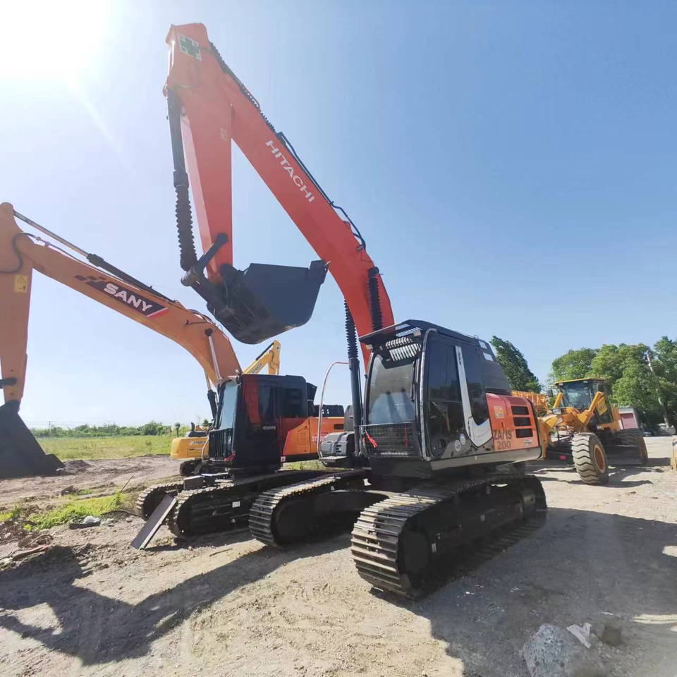 Pásové rýpadlo HITACHI ZX200: obrázok 10 Pásové rýpadlo HITACHI ZX200: obrázok 10
