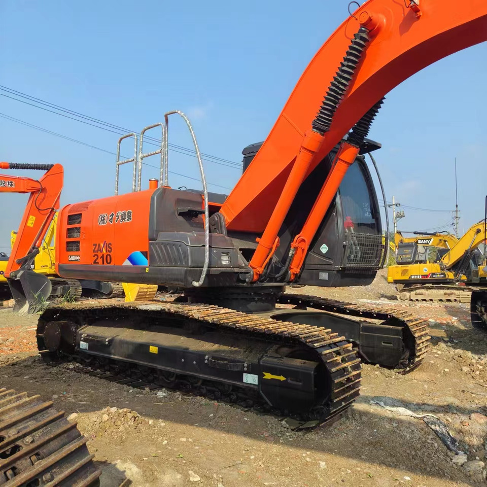 HITACHI ZX210 - Pásové rýpadlo: obrázok 2 HITACHI ZX210 - Pásové rýpadlo: obrázok 2